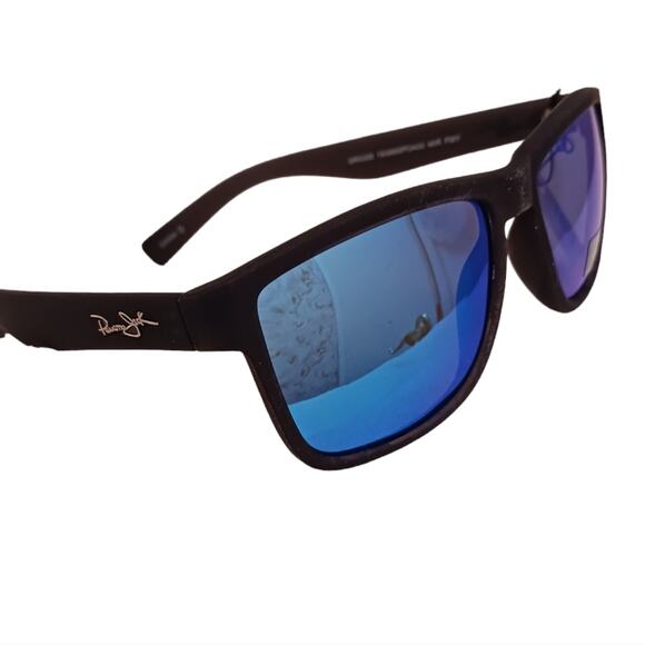 Panama Jack Sunglasses POLARIZED Blue Lens BLACK Frames 400 UV Modern - Picture 15 of 16